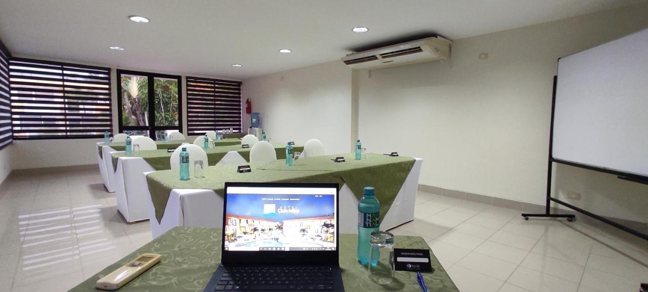 Hotel Club Del Sol Atacames Kültér fotó