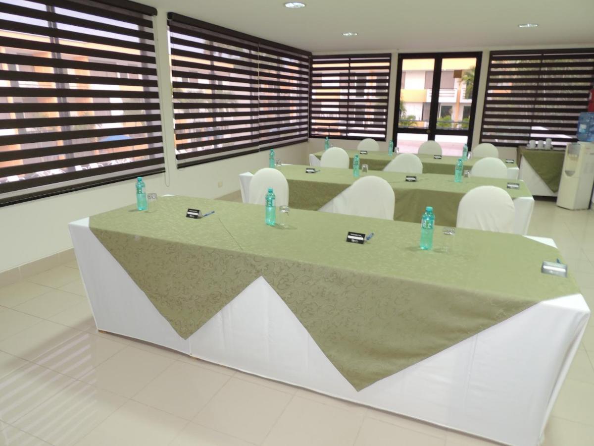 Hotel Club Del Sol Atacames Kültér fotó