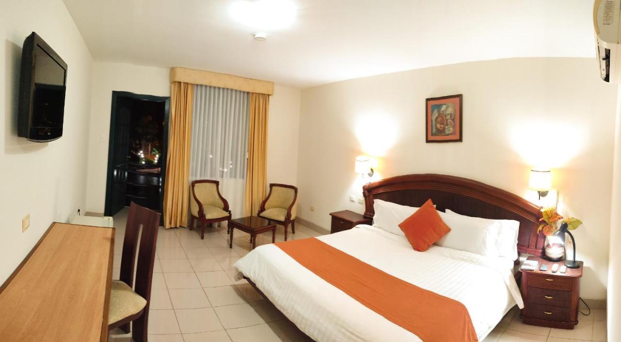 Hotel Club Del Sol Atacames Kültér fotó
