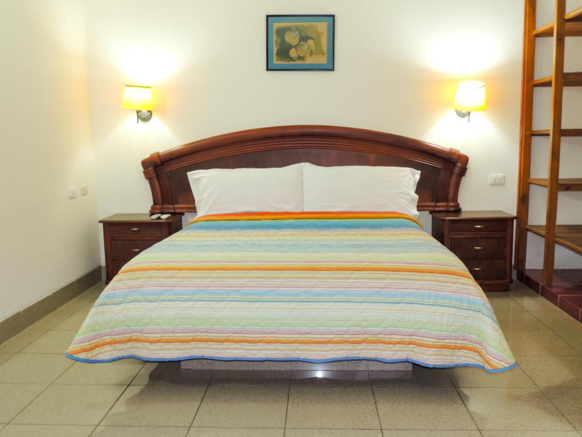 Hotel Club Del Sol Atacames Kültér fotó