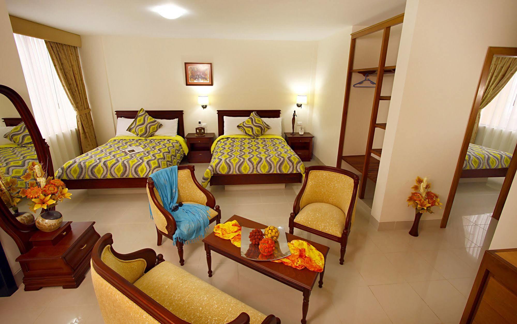 Hotel Club Del Sol Atacames Kültér fotó